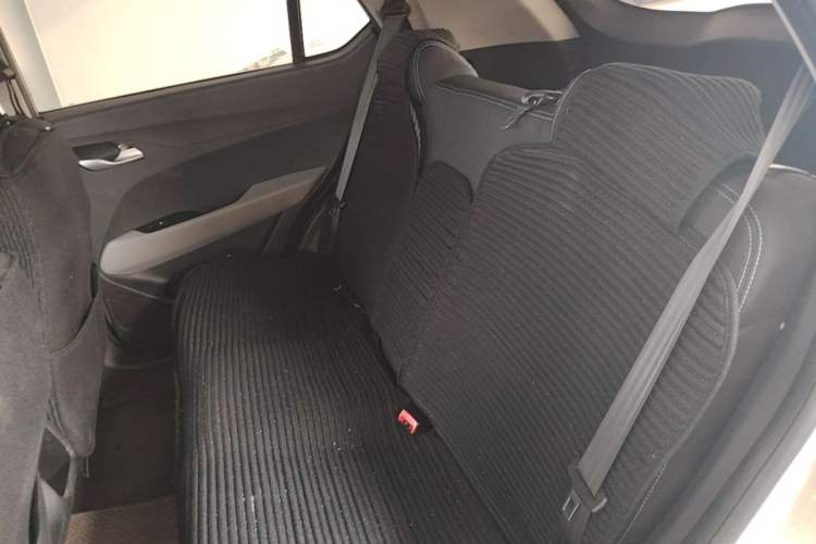 Used Baojun 510 2021 1.5L CVT Enjoy Edition Left Rear Seat