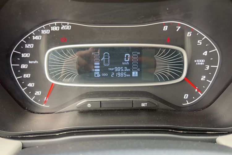 Used Baojun 510 2021 1.5L Manual Jingxiang Edition Odometer Close Up