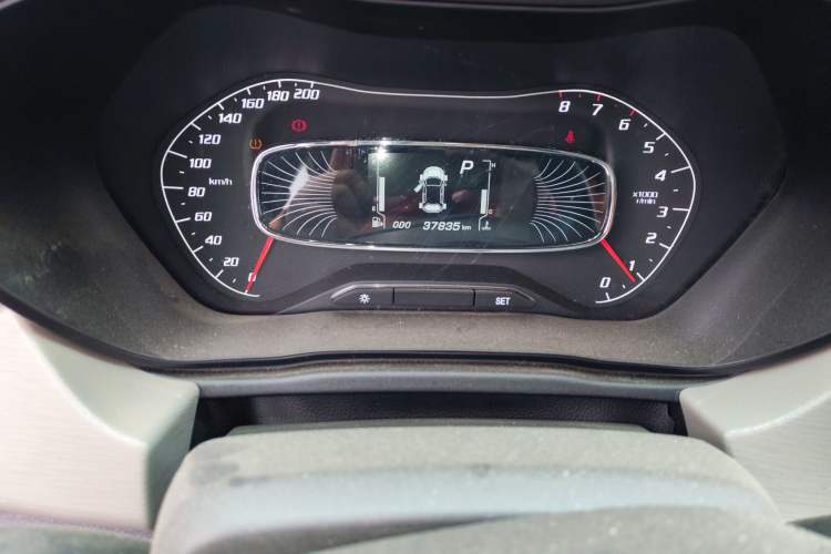 Used Baojun 510 2021 1.5L CVT Enjoy Edition Odometer Close Up