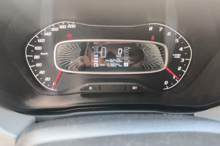 Used Baojun 510 2021 1.5L Manual Jingxiang Edition Odometer Close Up