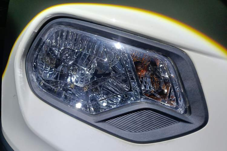 Used Baojun 510 2021 1.5L CVT Enjoy Edition Right Front Headlight