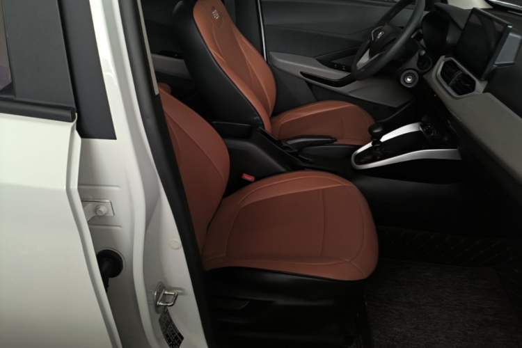 Used Baojun 510 2021 1.5L Manual Jingxiang Edition Right Front Seat