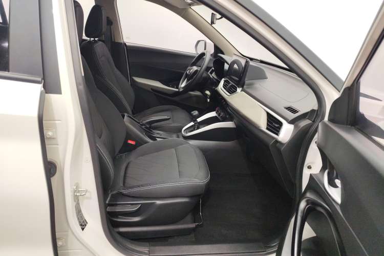 Used Baojun 510 2021 1.5L Manual Jingxiang Edition Right Front Seat