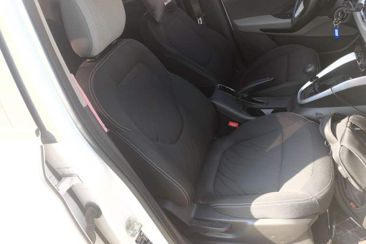 Used Baojun 510 2021 1.5L Manual Jingxiang Edition Right Front Seat