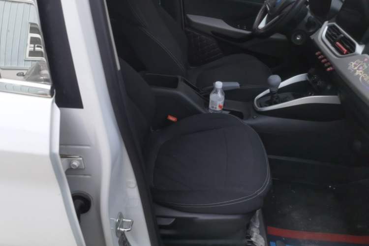 Used Baojun 510 2021 1.5L Manual Jingxiang Edition Right Front Seat