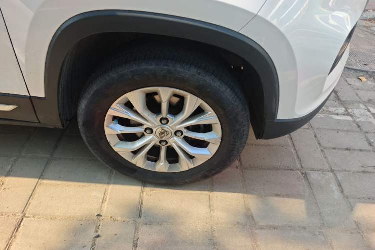 Used Baojun 510 2021 1.5L CVT Enjoyment Model Right Front Wheel Hub