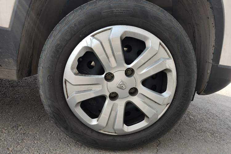 Used Baojun 510 2021 1.5L CVT Enjoy Edition Right Front Wheel Hub