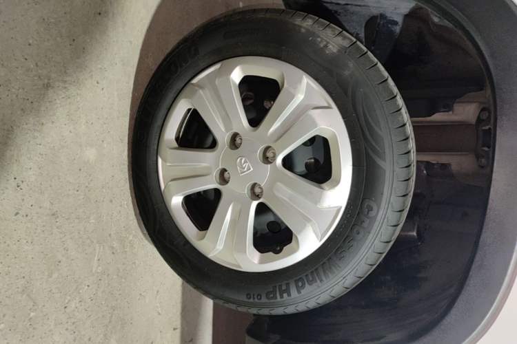 Used Baojun 510 2021 1.5L CVT Enjoy Edition Right Rear Wheel Hub