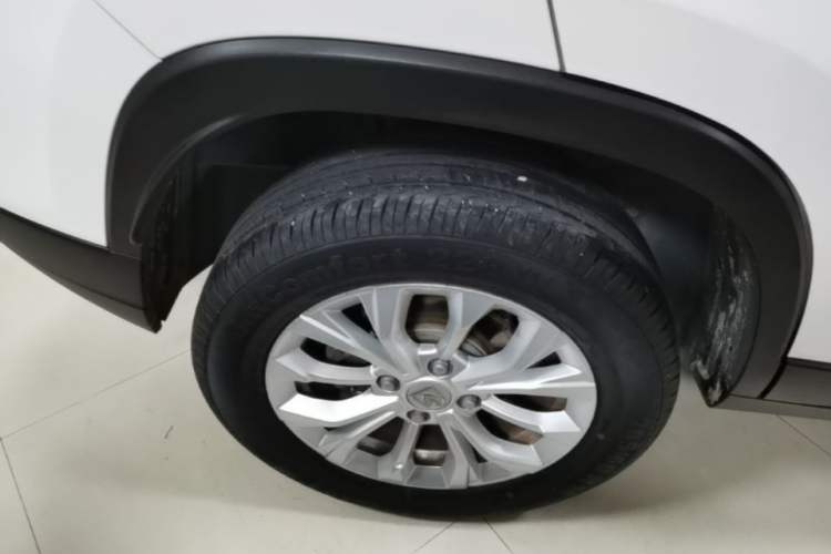 Used Baojun 510 2021 1.5L CVT Enjoyment Model Right Rear Wheel Hub