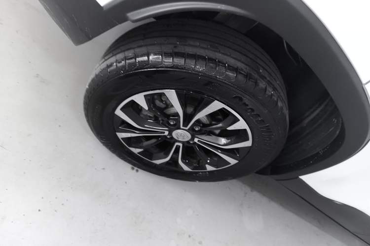Used Baojun 510 2021 1.5L CVT Enjoy Edition Right Rear Wheel Hub