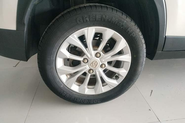 Used Baojun 510 2021 1.5L CVT Enjoyment Model Right Rear Wheel Hub