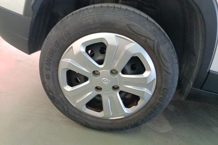 Used Baojun 510 2021 1.5L Manual Jingxiang Edition Right Rear Wheel Hub