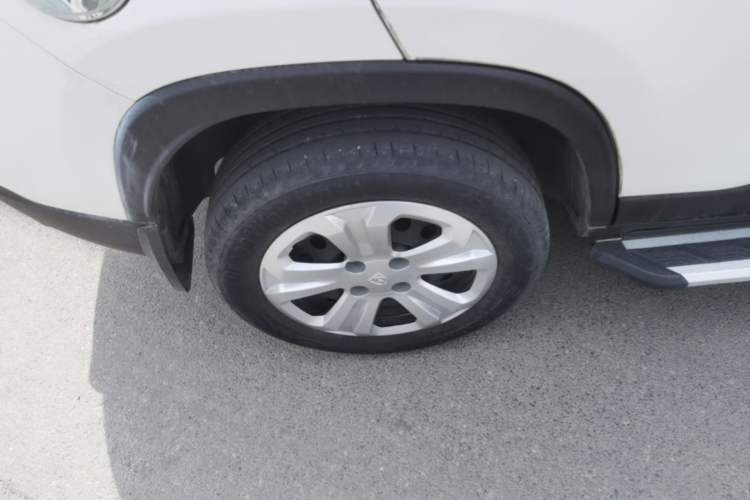 Used Baojun 510 2021 1.5L Manual Jingxiang Edition Right Rear Wheel Hub