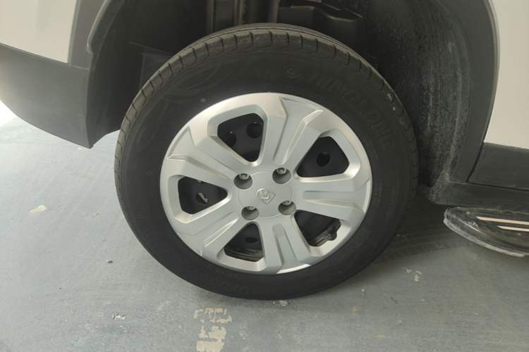 Used Baojun 510 2021 1.5L Manual Jingxiang Edition Right Rear Wheel Hub