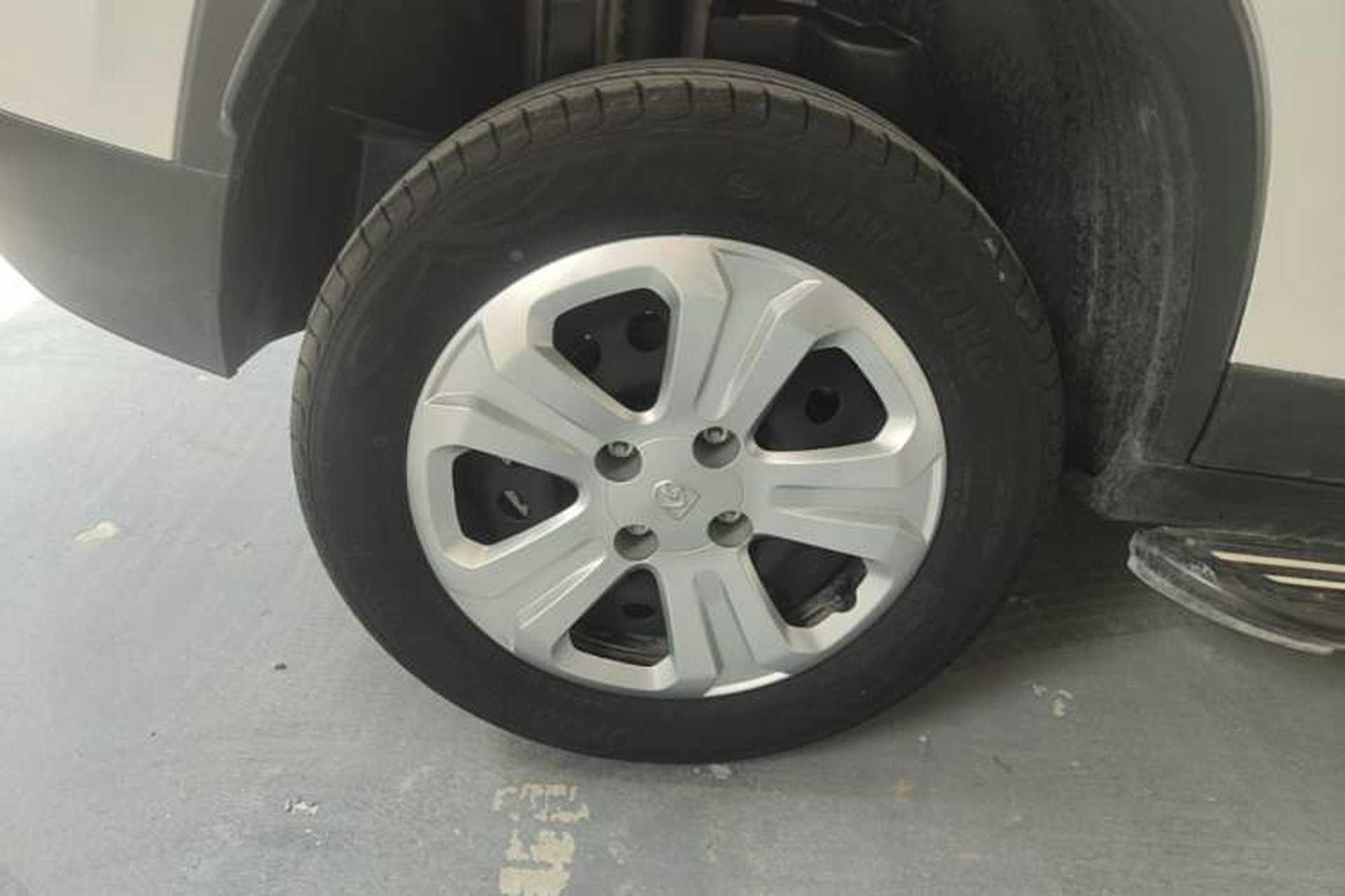 Used Baojun 510 2021 1.5L Manual Jingxiang Edition Right Rear Wheel Hub
