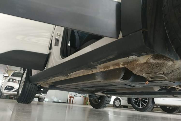 Used Baojun 510 2021 1.5L CVT Enjoyment Model Right Side Sill