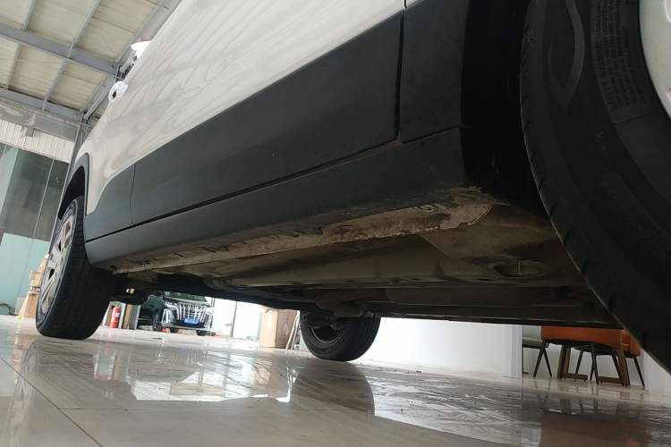 Used Baojun 510 2021 1.5L Manual Jingxiang Edition Right Side Sill