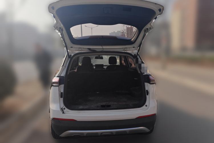 Used Baojun 510 2021 1.5L Manual Jingxiang Edition Trunk