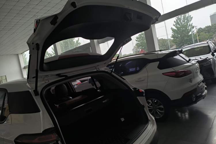 Used Baojun 510 2021 1.5L Manual Jingxiang Edition Trunk