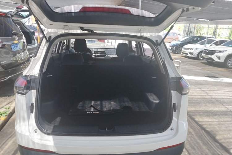 Used Baojun 510 2021 1.5L Manual Jingxiang Edition Trunk