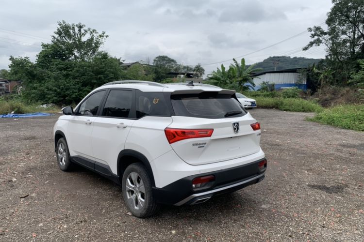 Used Baojun 530 2020 1.5T Manual Luxury Version 5 Seats Exterior 9