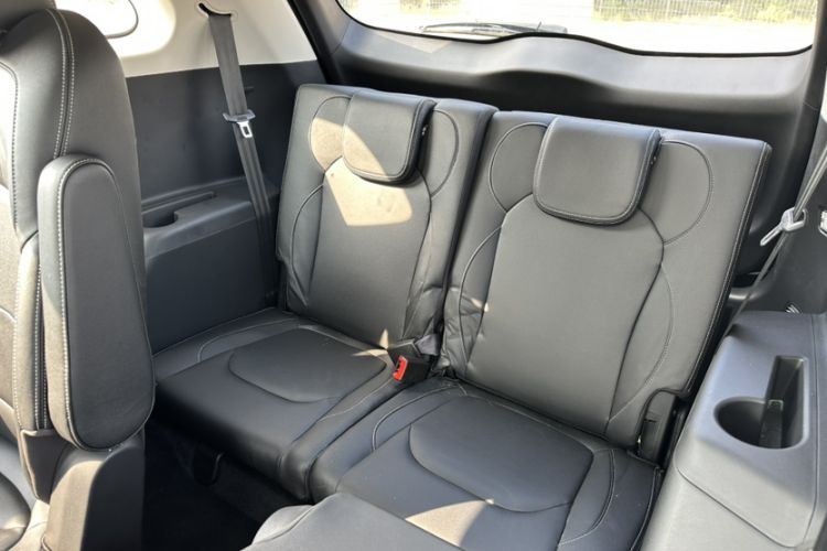 Used Baojun 530 2020 1.5T CVT Luxury Connected Version 6 Seats Interior 3