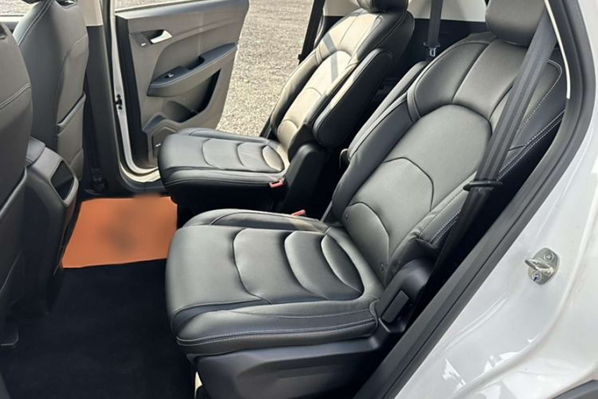 Used Baojun 530 2020 1.5T CVT Luxury Connected Version 6 Seats Interior 5