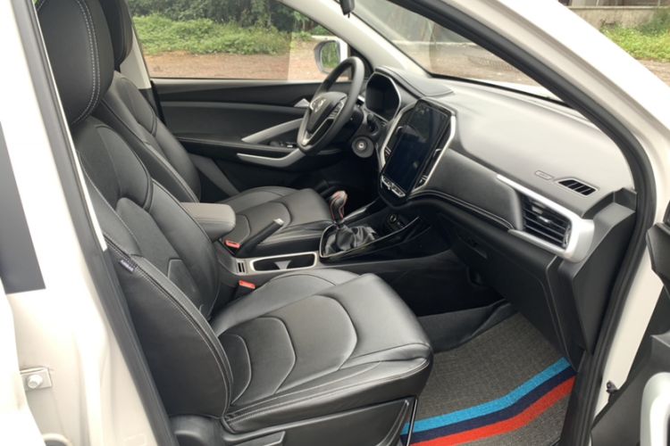 Used Baojun 530 2020 1.5T Manual Luxury Version 5 Seats Interior 7