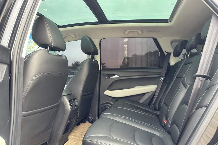 Used Baojun 530 2018 1.5T DCT Flagship Version China V Emission Standard Left Rear Seat