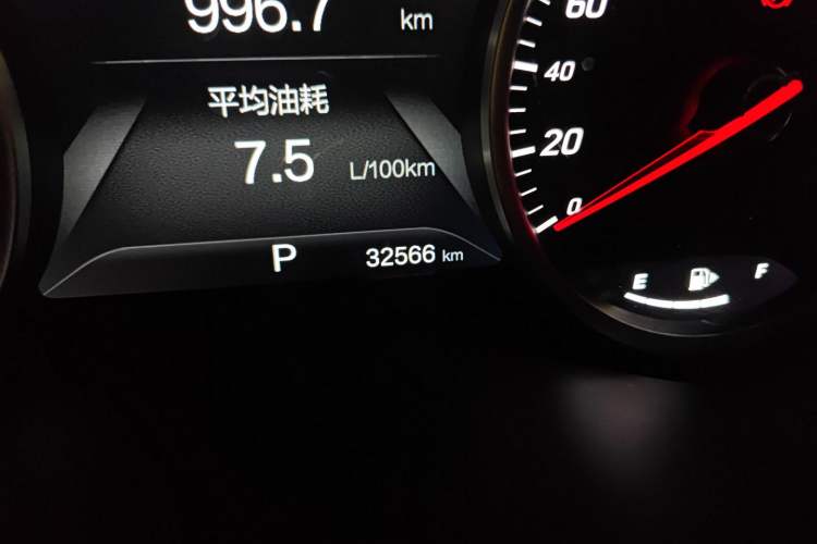 Used Baojun 530 2018 1.5T DCT Flagship Version China V Emission Standard Odometer Close Up