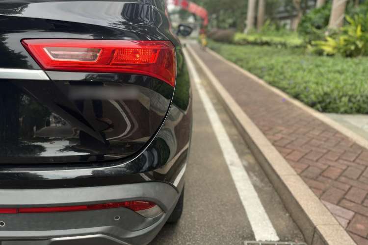 Used Baojun 530 2018 1.5T DCT Luxury Model China V Right Rear Taillight