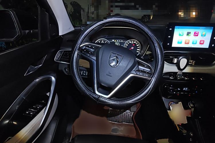 Used Baojun 530 2018 1.5T DCT Flagship Version China V Emission Standard Steering Wheel