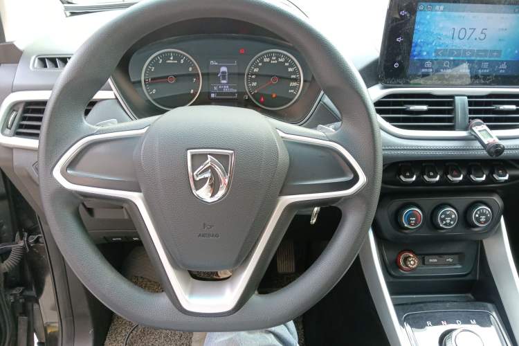 Used Baojun 530 2018 1.8L Automatic Elite Version China V Emission Standard Steering Wheel