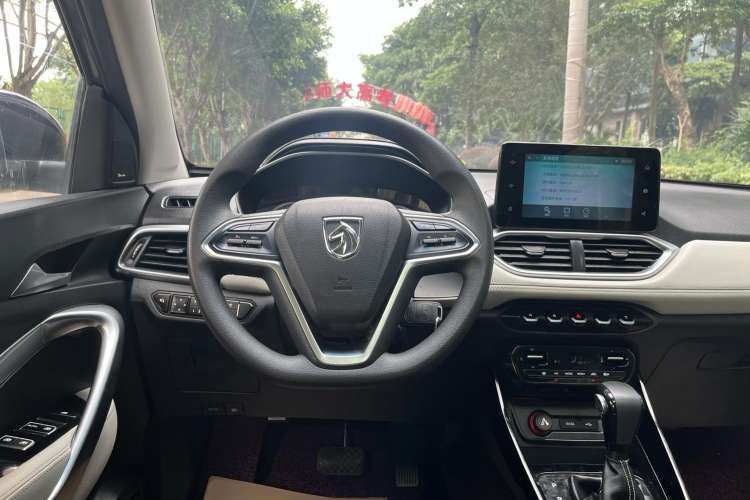Used Baojun 530 2018 1.5T DCT Luxury Model China V Steering Wheel