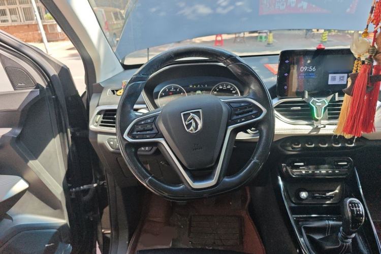 Used Baojun 530 2018 1.5T Manual Prestige Version China V Steering Wheel