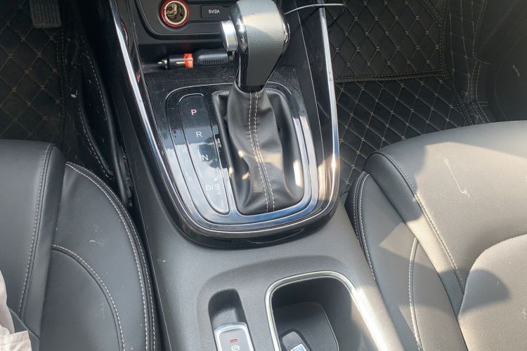 Used Baojun 530 2018 1.5T DCT Flagship Version China V Emission Standard Gear Lever