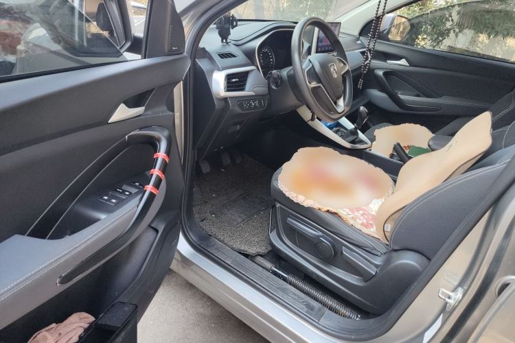 Used Baojun 530 2018 1.5T Manual Comfort Version China V Driver Seat