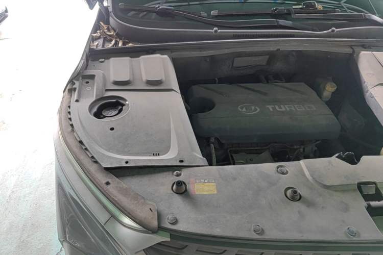 Used Baojun 530 2018 1.5T Manual Comfort Version China V Engine Bay Right