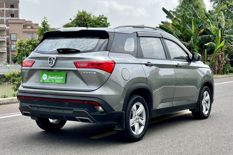 Used Baojun 530 2018 1.5T Manual Elite Version China V Exterior 3