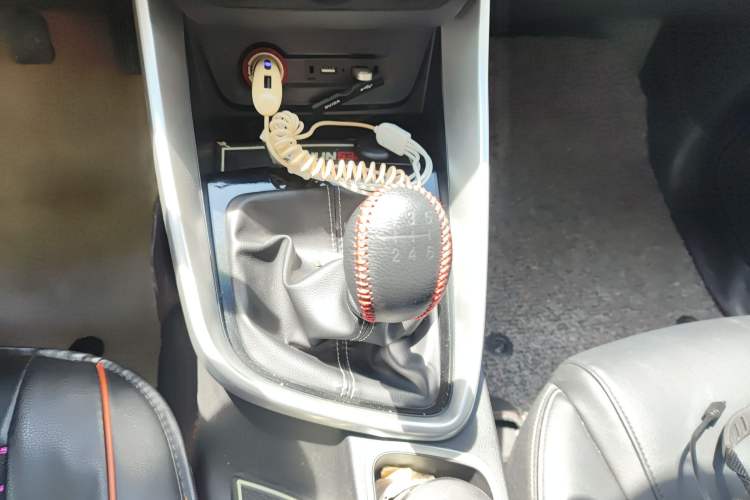 Used Baojun 530 2018 1.5T Manual Comfort Version China V Gear Lever