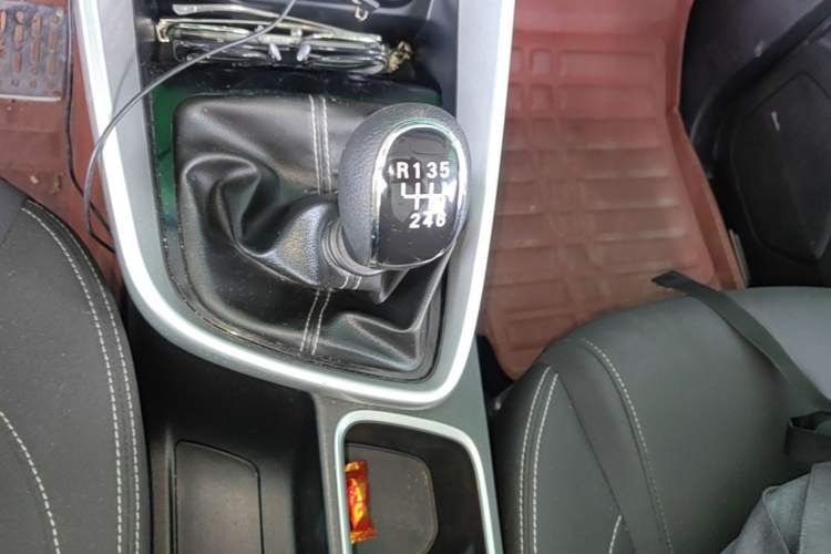 Used Baojun 530 2018 1.5T Manual Comfort Version China V Gear Lever