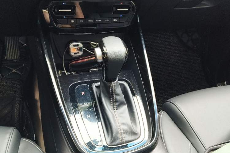 Used Baojun 530 2018 1.5T DCT Flagship Version China V Emission Standard Gear Lever