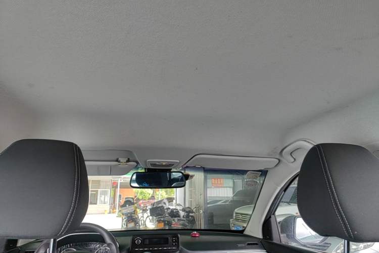 Used Baojun 530 2018 1.5T Manual Comfort Version China V Headliner