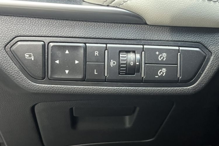 Used Baojun 530 2018 1.5T DCT Flagship Version China V Emission Standard Interior 10