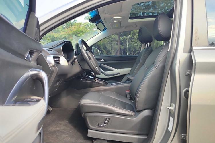 Used Baojun 530 2018 1.5T DCT Flagship Version China V Emission Standard Interior 2