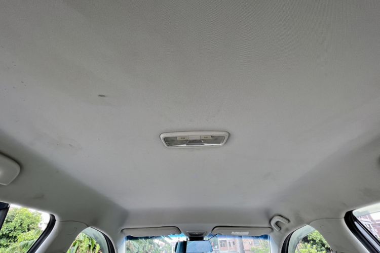 Used Baojun 530 2018 1.5T Manual Elite Version China V Interior 2