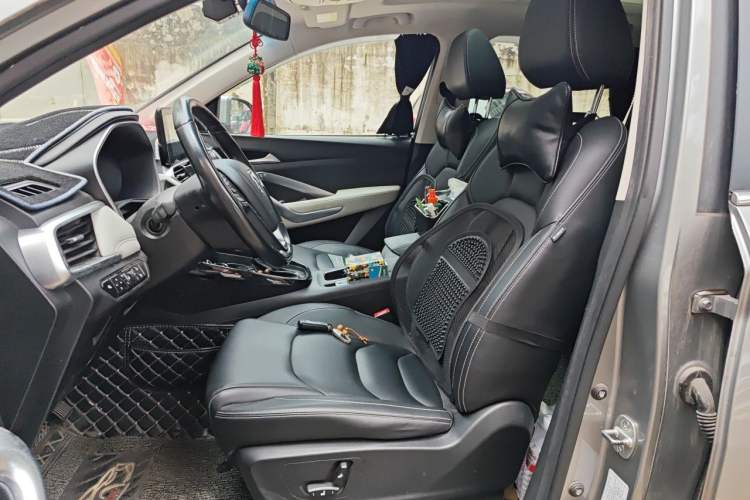 Used Baojun 530 2018 1.5T DCT Flagship Version China V Emission Standard Left Front Seat