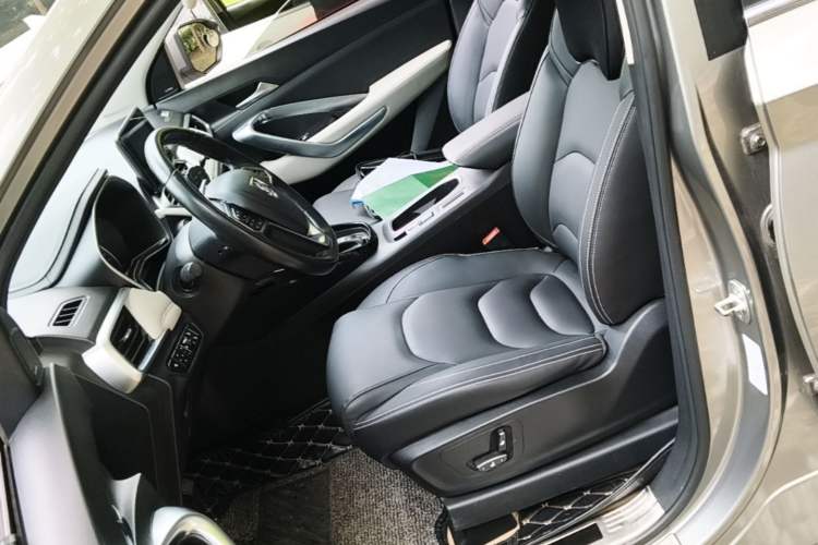 Used Baojun 530 2018 1.5T DCT Flagship Version China V Emission Standard Left Front Seat