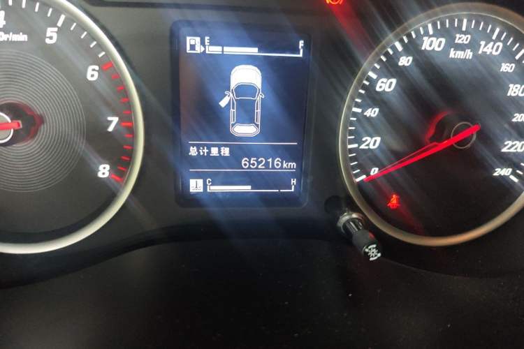 Used Baojun 530 2018 1.5T Manual Elite Version China V Odometer Close Up
