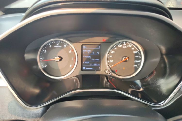 Used Baojun 530 2018 1.5T Manual Comfort Version China V Odometer Close Up